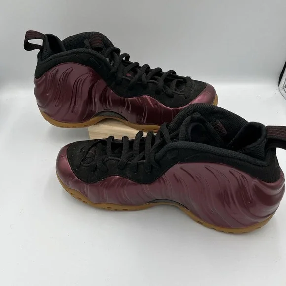 Nike Air Foamposite One Night Maroon Black Size 8Classic Style Urban Street